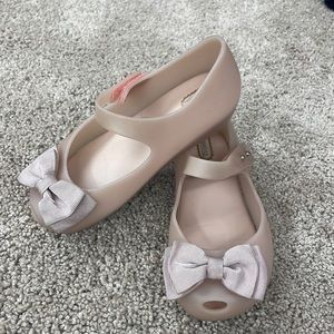 Mini Melissa girls bow shoes